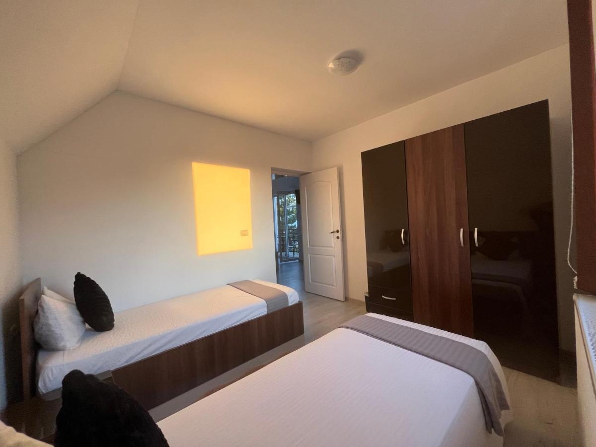 Rebeca Apartament Lugoj Exteriör bild