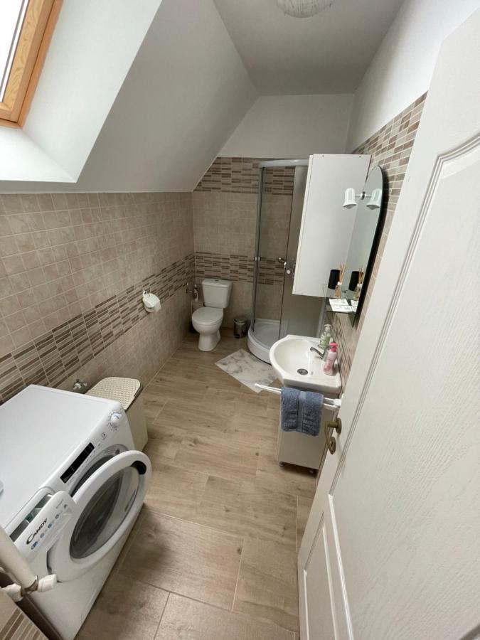 Rebeca Apartament Lugoj Exteriör bild